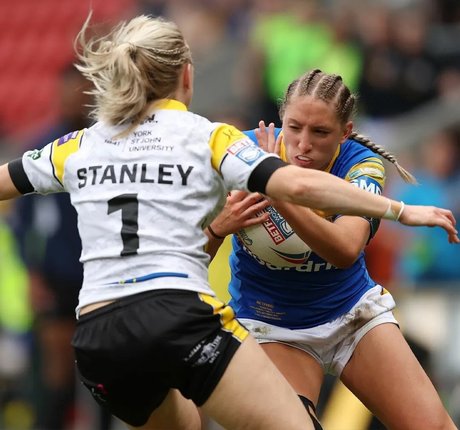 Caitlin Beevers xxx model picture