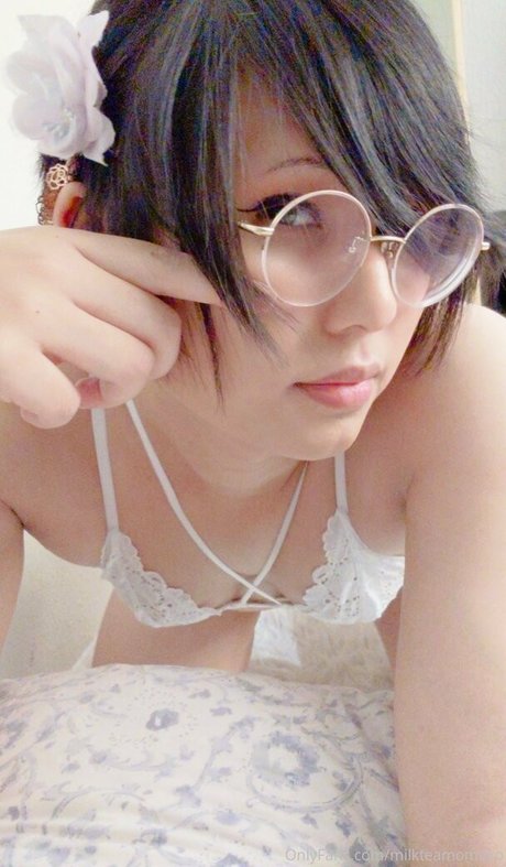 milkteamomoko star high quality pic