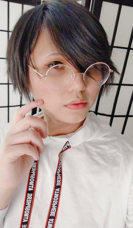 milkteamomoko pretty pornstar img