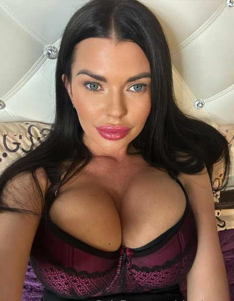 sharizelka perfect pornstar images