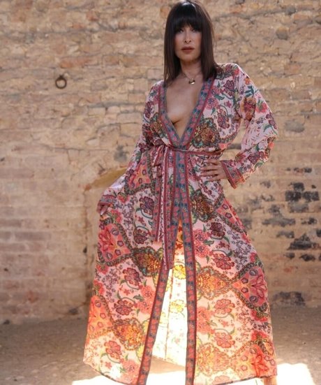 Sheila Capriolo nudes pornstar pictures