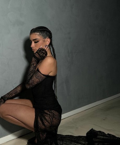 Dixie D Amelio hd pornstar img