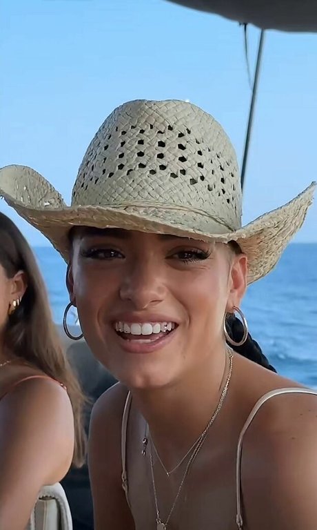 Dixie D Amelio star nice pic