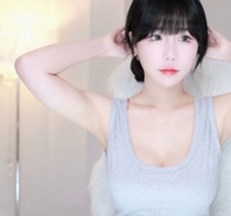 addielyn erotic pornstar image