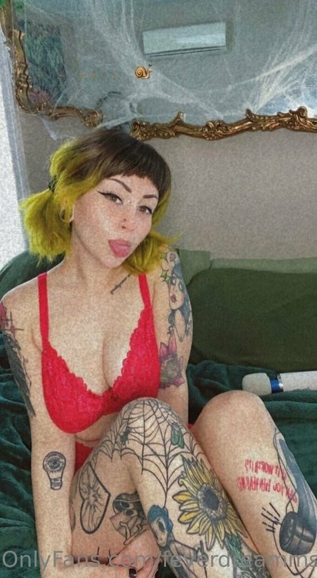 feverdreamms porn model image