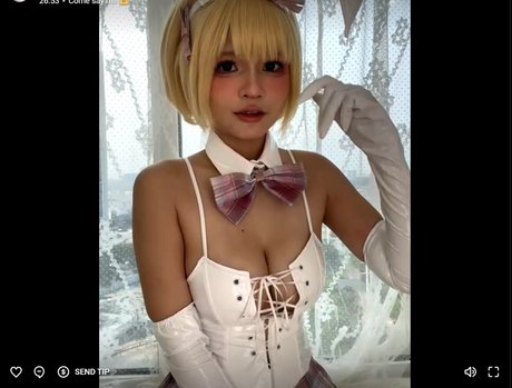 Azami model pretty photo