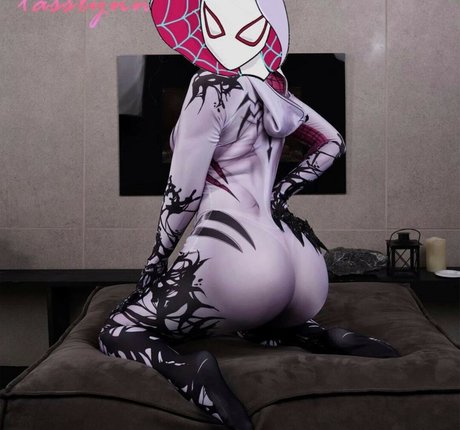 Globalgwen hd actress image