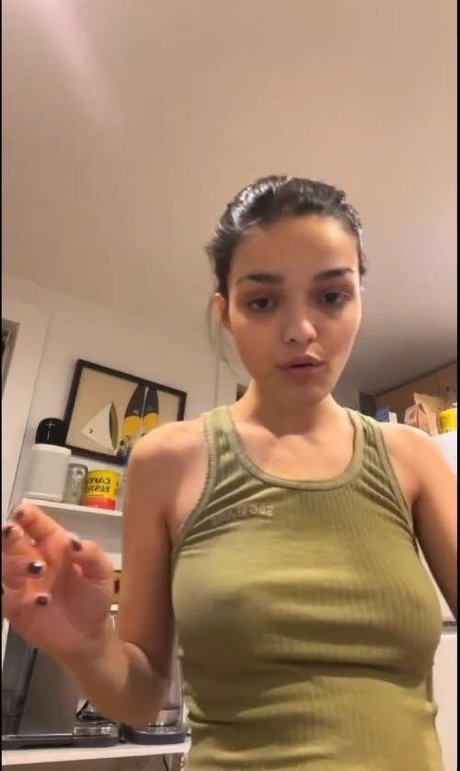 Rachel Zegler thumbnail