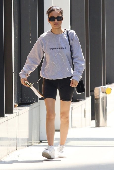 Rachel Zegler xxx actress pic