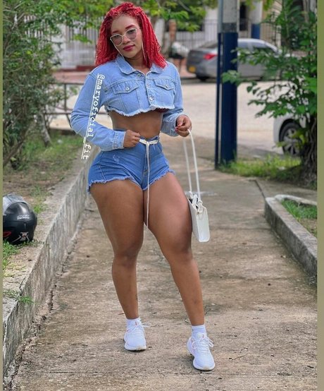 maryoficial fit star high quality img