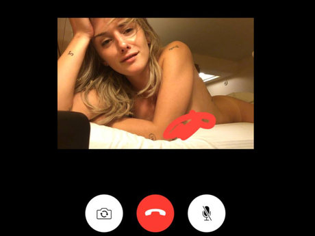 Addison Timlin model erotic galleries