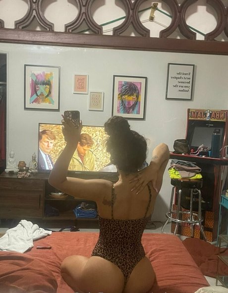 Princesapriya hd pornstar img