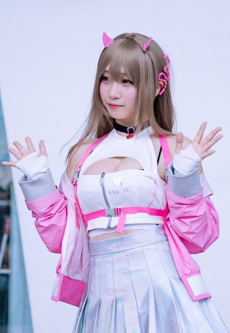 iorimoe five model erotic pictures