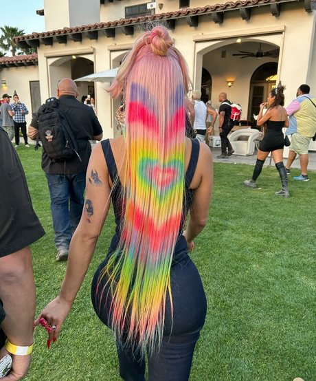 Saweetie star pornographic pics