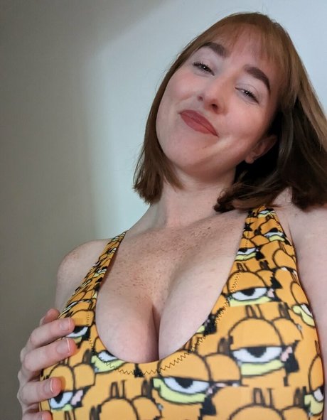 SpicyHani naked star gallery