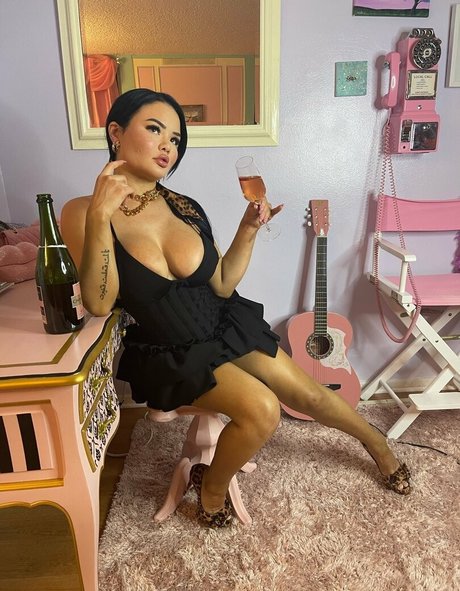 jessicasunokfree pretty star pic