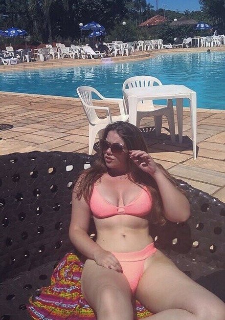 Paloma Tocci sex model images