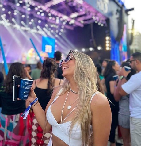 Paloma Tocci art star images