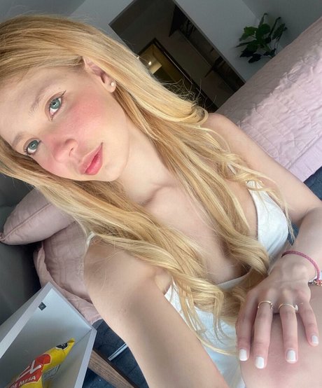 Jennifer Diaz star gallery