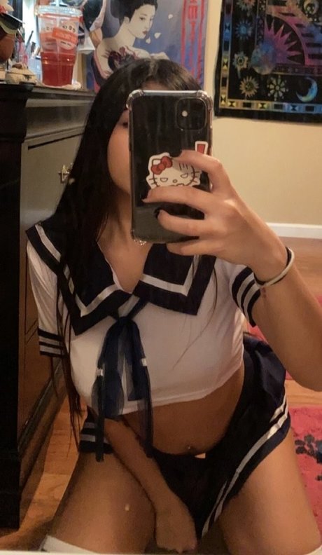 kenniwennii model nudes pic