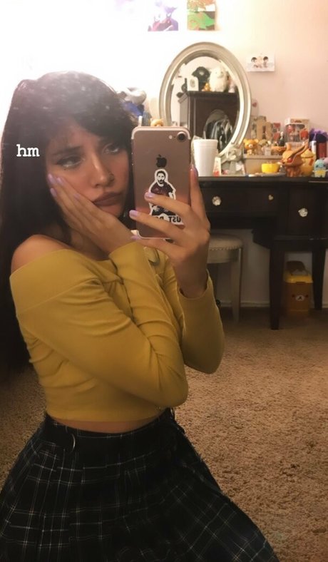 Noodlenom model erotic archive