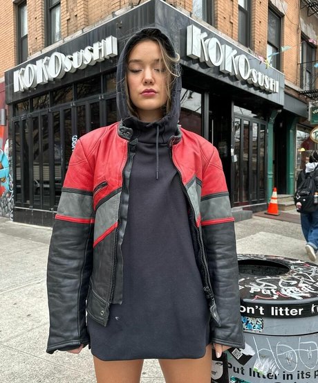 light onlyfans free naked images