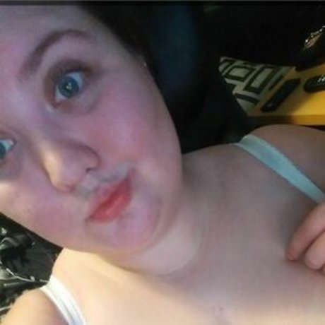 Misscat23 model perfect galleries