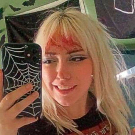 lvngdedgrl nudes model photos