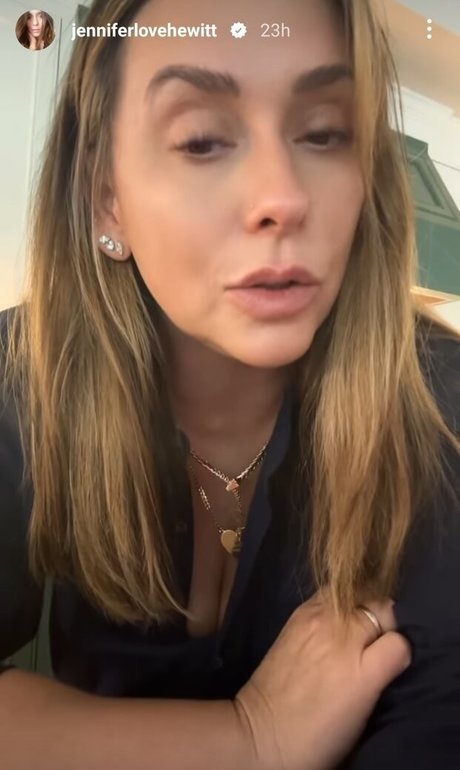 Jennifer Love Hewitt perfect actress gallery