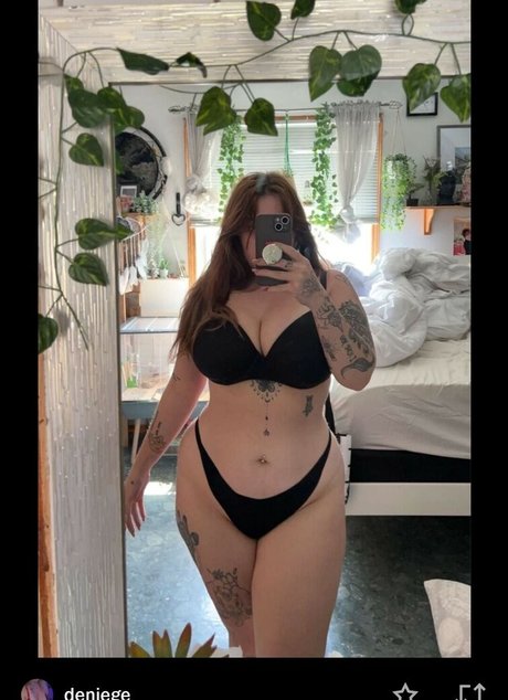 Xdennnii nudes model gallery