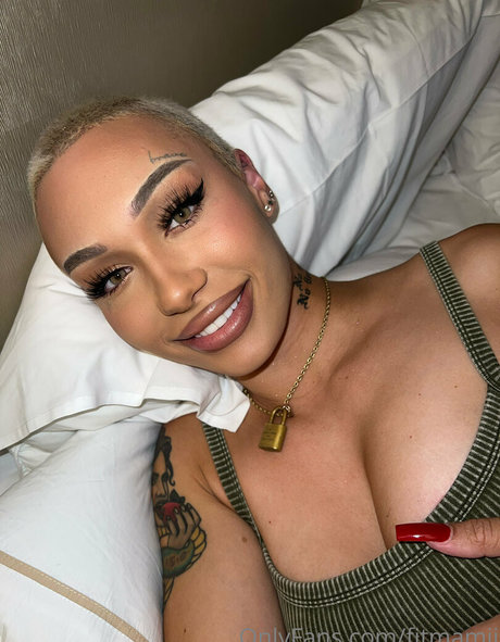 destinicreams model pornographic gallery