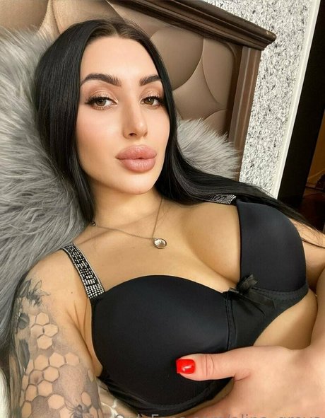 alina greys hot model picture