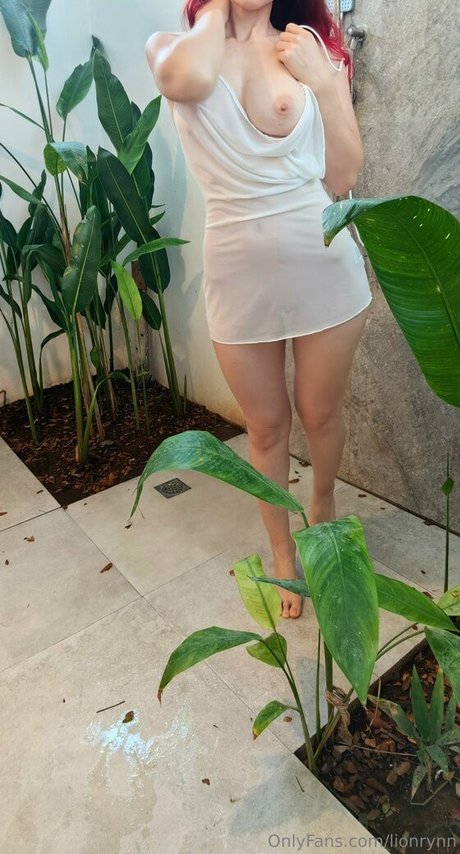 Lionrynn sexy pornstar pics