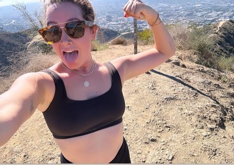 Ashley Tisdale star galleries