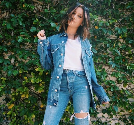 Ashley Tisdale beautiful star galleries