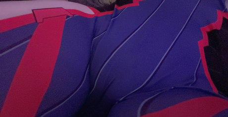 kltt3y xxx pornstar gallery