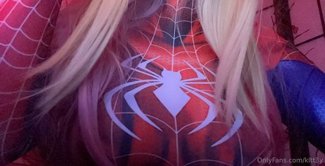 kltt3y sexy pornstar photo