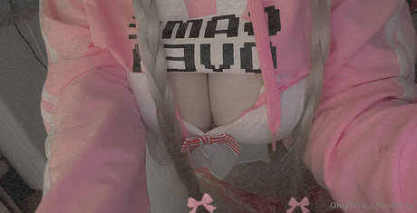 kltt3y pretty model img