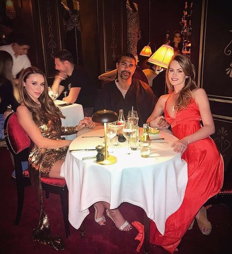 Una Healy nice model image