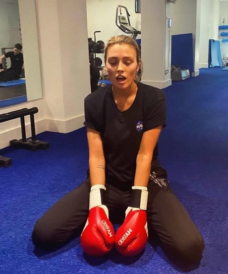 Wallis Day thumbnail