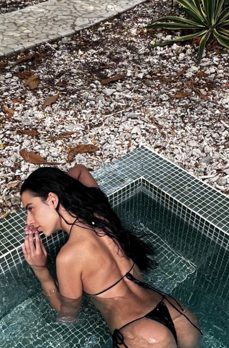 Marina Sena star nice img