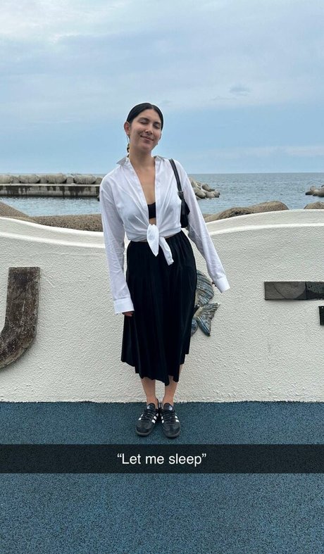 sydsogood model xxx picture