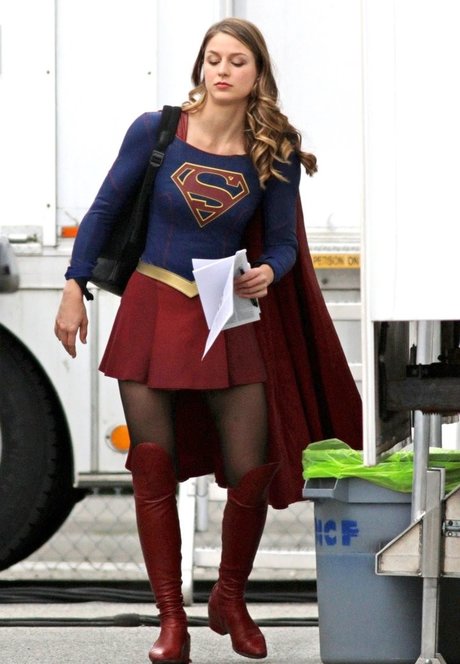 Melissa Benoist xxx actress photo