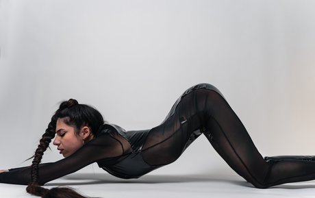 Delear zaza star top picture