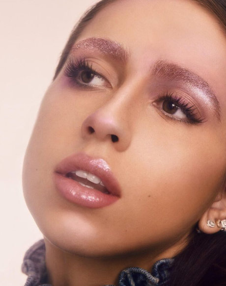 Tate McRae xxx model pictures