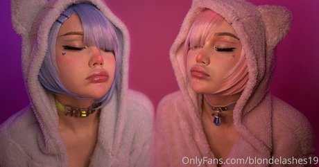 Blondelashes19 best star galleries