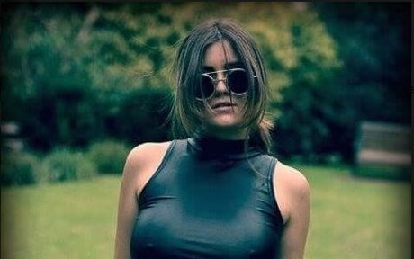 Chloe Maddren model naked photo