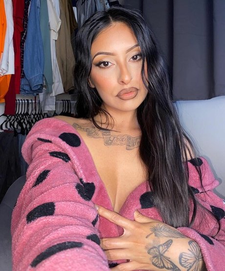 Listapia sexy actress galleries