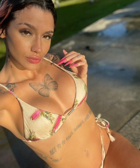 AZZY high quality pornstar picture