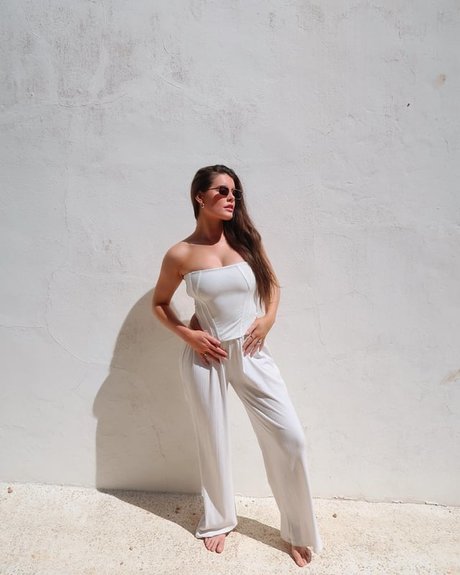 Sophie Stonehouse nice model pictures